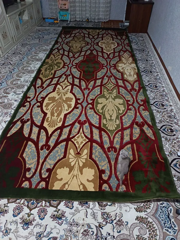 Новый плотный золотой ковёр 5×2 м, 2015 года 2