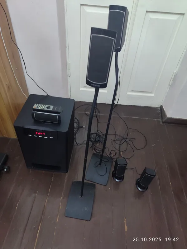 Microlab X15 мощные