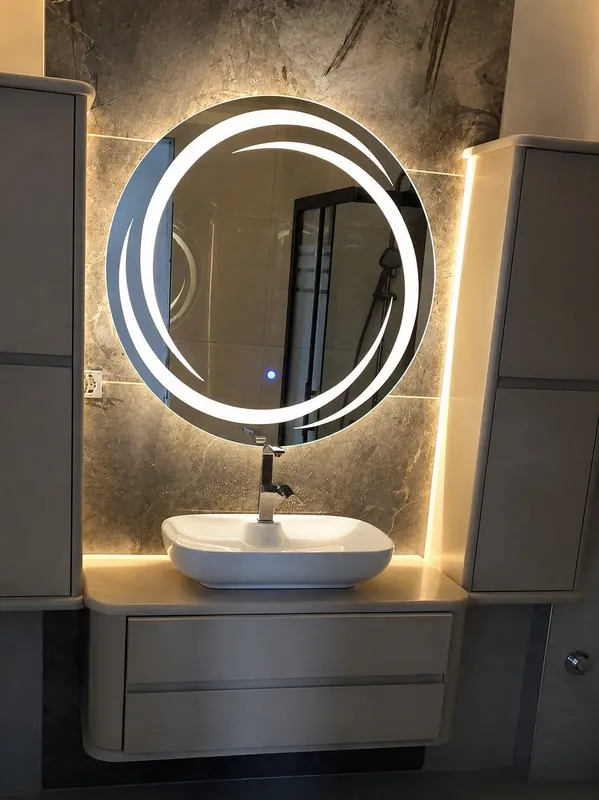 Зеркало с LED-подсветкой 3 Зеркало с LED-подсветкой 3