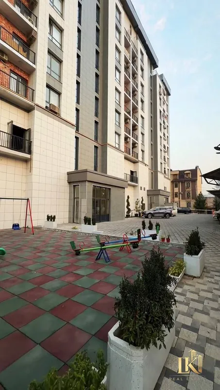 #100 3/3/9 Продаётся квартира с ремонтом в ЖК Mirabad City — балкон — фото 1