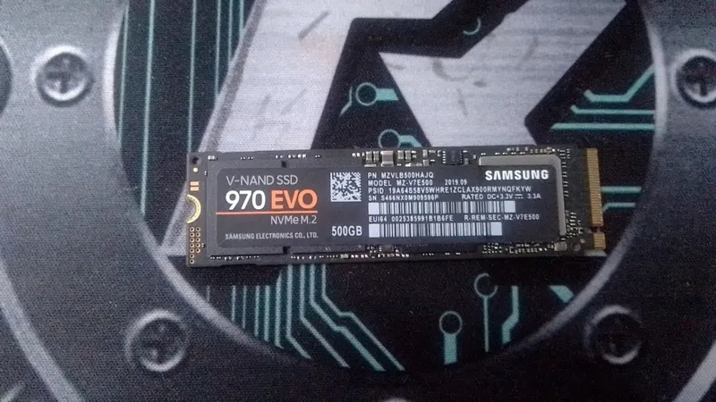 SSD. Samsung NVMe M.2 1