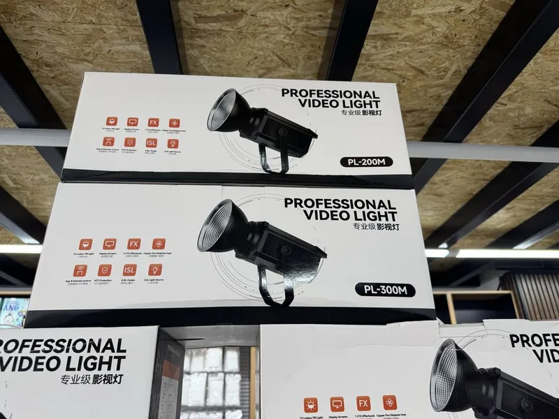 Projector lampa softbox zontik 2 Projector lampa softbox zontik 2