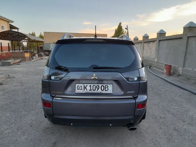 Продаю кроссовер Mitsubishi Outlander 2008 г.в. — фото 2