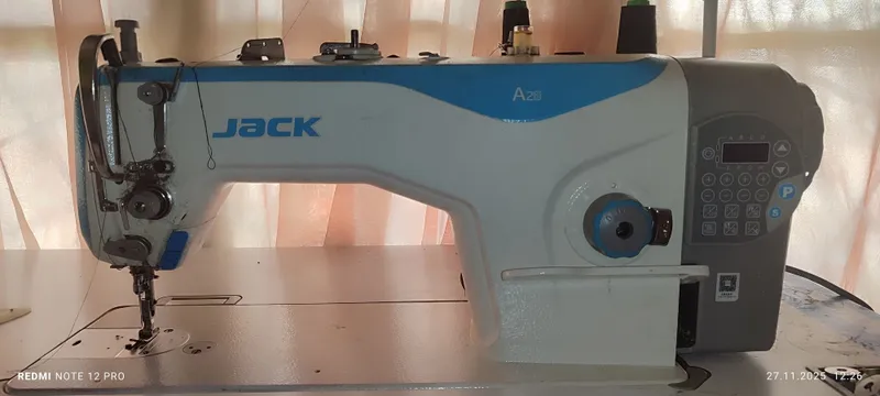 Jack A2s toʻgʻri chok tikuv moshinasi sotiladi. Тугри чок