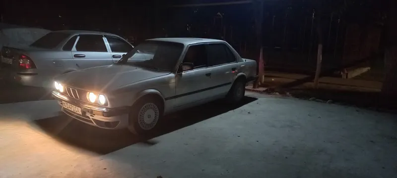 Продам bmw e30 318 8 Продам bmw e30 318 8