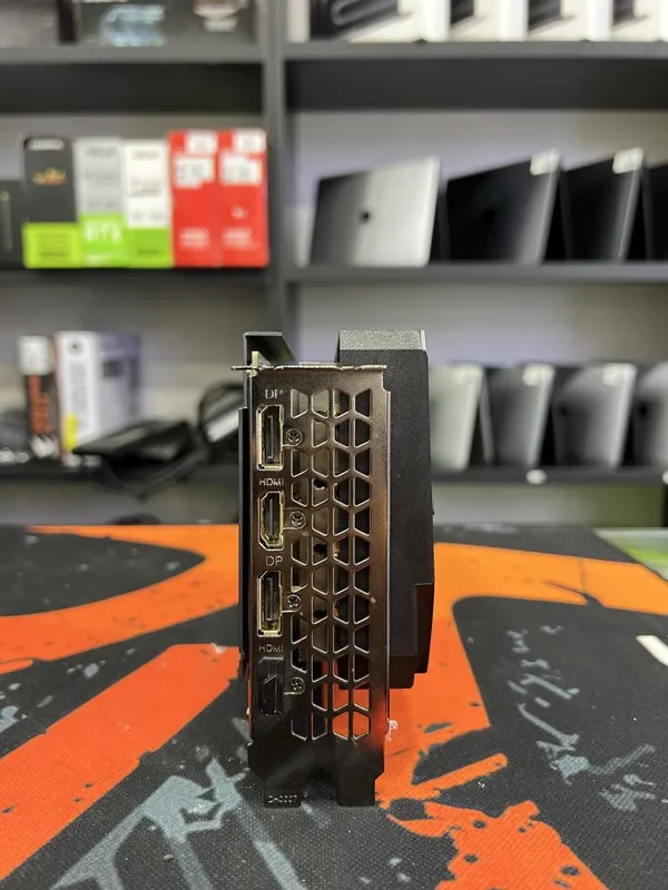 Gigabate Auros GeForce RTX 3060 12GB 4 Gigabate Auros GeForce RTX 3060 12GB 4