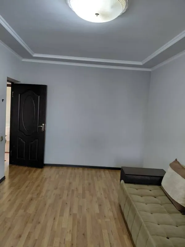 Продаётся 2-х комнатная квартира в центре Кибрая