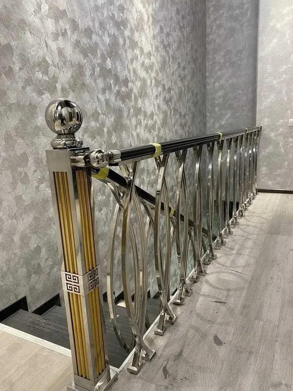 Нержавейка ва черный металлдан,перила, навес 6