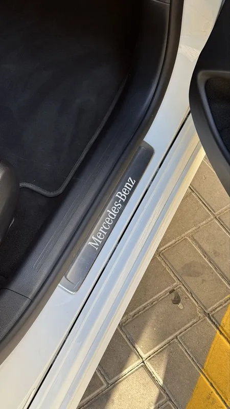 Mercedes-Benz E200 W214 3 Mercedes-Benz E200 W214 3