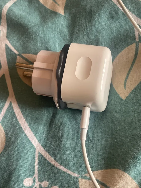 zaratka ayfon kabel yangi