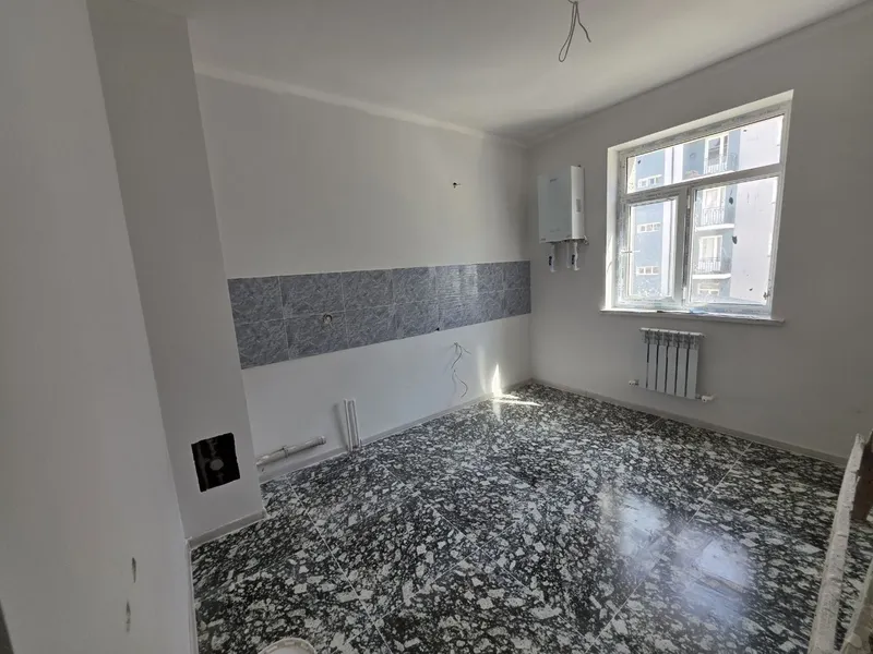 Birlamchi kreditga Dom sotiladi. Beruniy sentrda 4