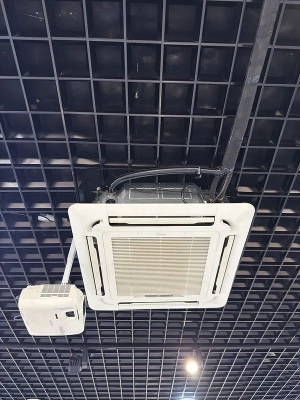 Кондиционер MIDEA — фото 1