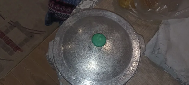 4 litrlik qozon sotaman. 2