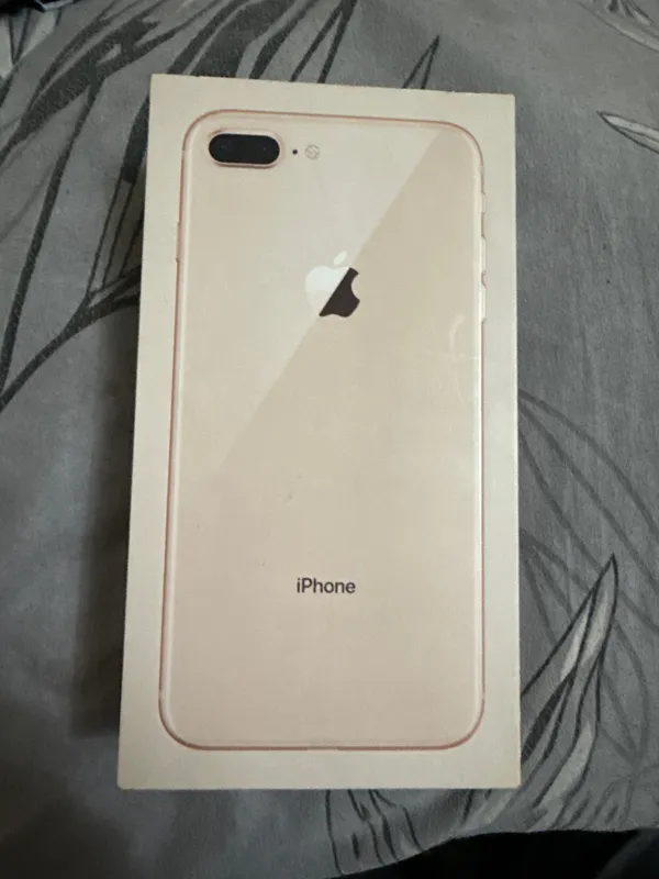 iPhone 8+ 64 GB sotiladi 7 iPhone 8+ 64 GB sotiladi 7