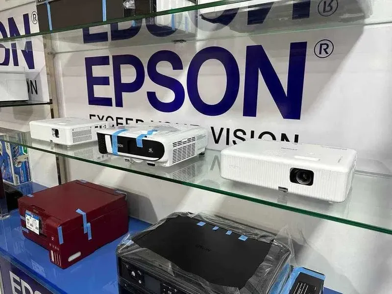 Epson Проектор со склада доставка по всему городу бесплатно — фото 1