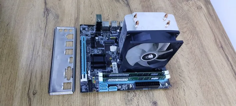 i5 3470 H61 Ddr3 1
