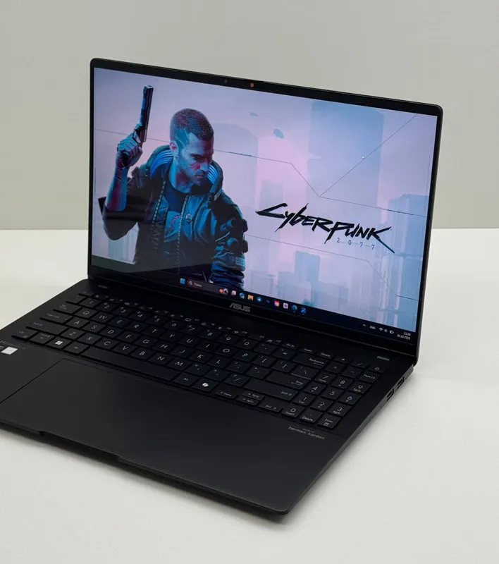Asus VivoBook 15S — Snapdragon X Plus X1P42100 — фото 2