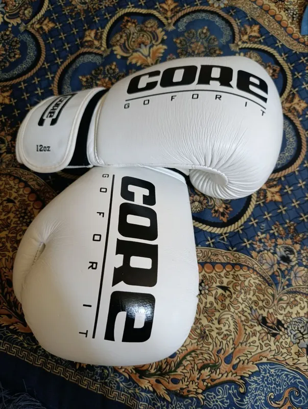 боксёрские перчатки core