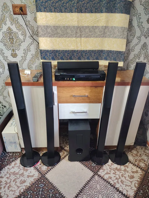 Домашний кинотеатр Самсунг 1 Домашний кинотеатр Самсунг 1
