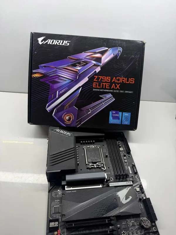 Gigabyte Z790 Aorus