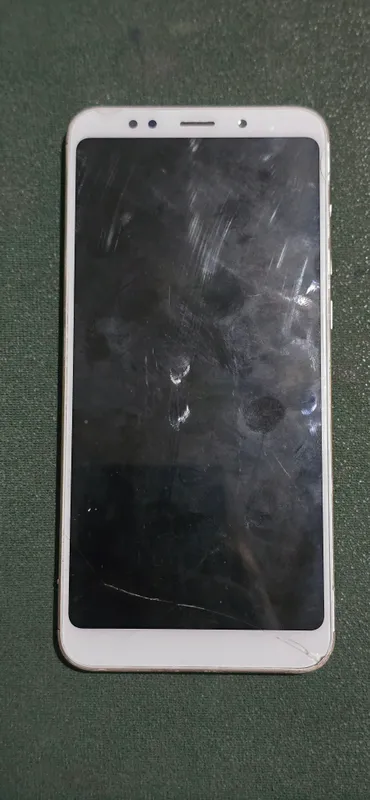 Redmi 5 plus 55 GB памяти 2