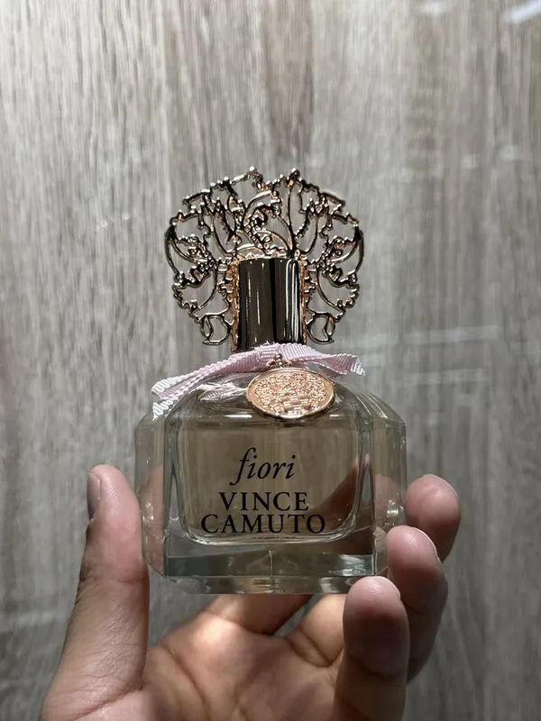 Fiori Vince Camuto 1 Fiori Vince Camuto 1
