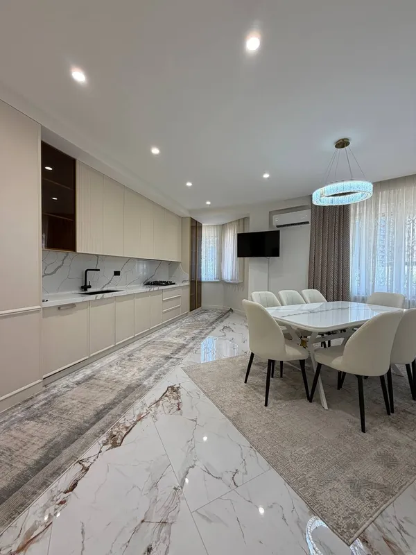 4 xonali kvartira, 190 m2, Yunusobod 8 4 xonali kvartira, 190 m2, Yunusobod 8