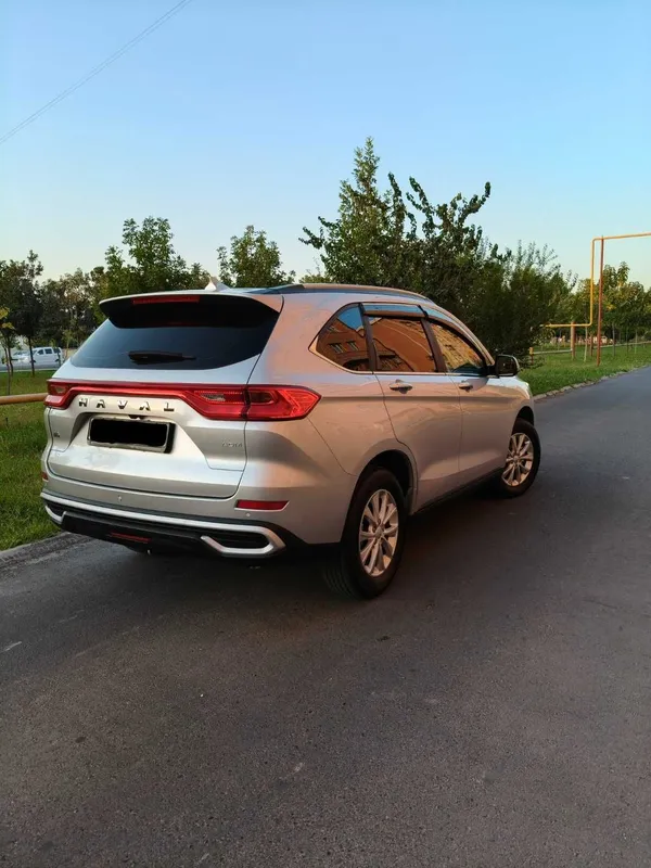 Haval M6 Premium AT /3-я позиция/ 2025 /пропан/ родная краска /без ДТП 2 Haval M6 Premium AT /3-я позиция/ 2025 /пропан/ родная краска /без ДТП 2