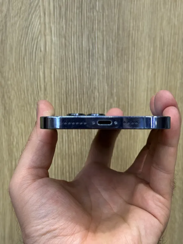 iPhone 13 Pro Max 256 ГБ в идеальном состоянии 4