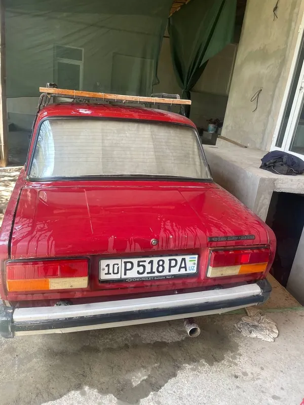 Vaz 2105 Jiguli Sotiladi Gaz Metan Benzin — фото 1