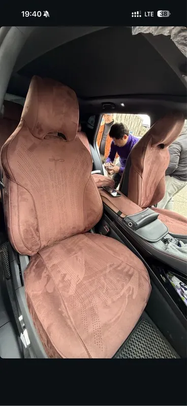 BYD imenoy nakitka orqalari bilan yopadi
