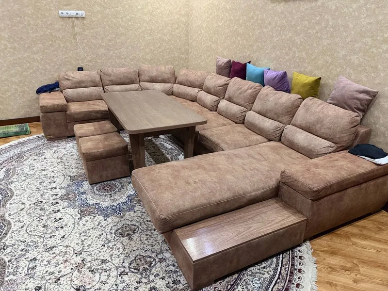 Ugolok divan holati yaxshi