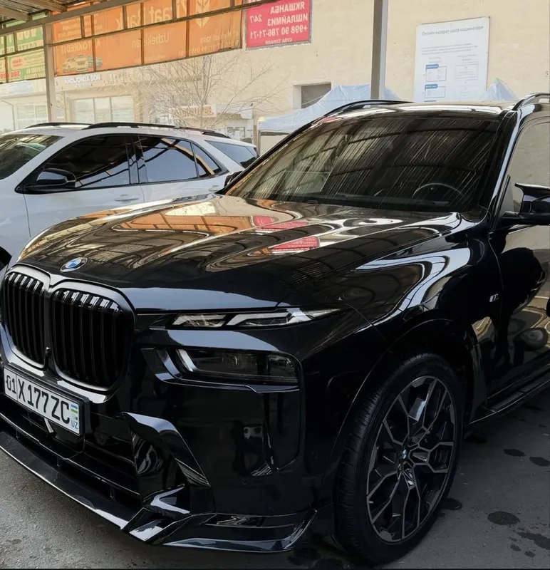 BMW X7 40i eng Fuli — фото 3