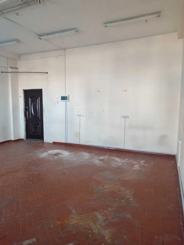 помещение 50м2 центральная улица 1-линия xona 50m2 markaziy 1-qatorda