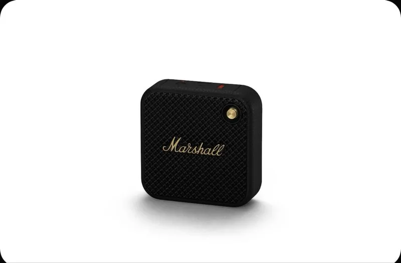 Продается новая колонка Marshall 3 Продается новая колонка Marshall 3