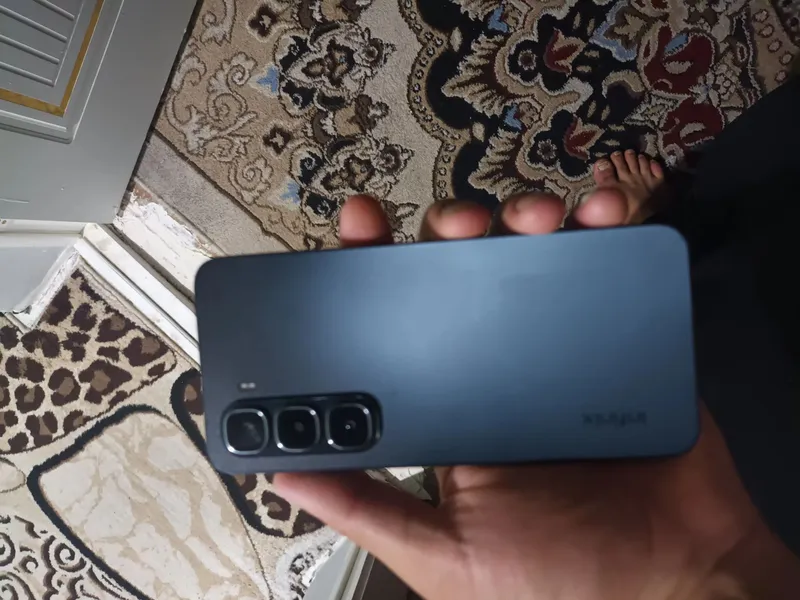 infinix hot 60 i — фото 2