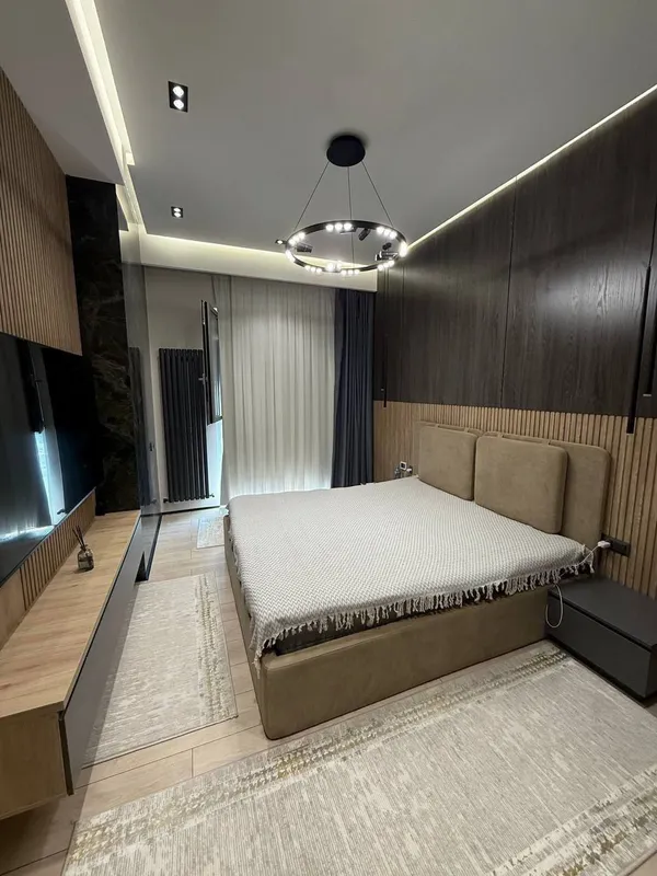 Сдается квартира  2/5/18 Московские высотки  150м² 1