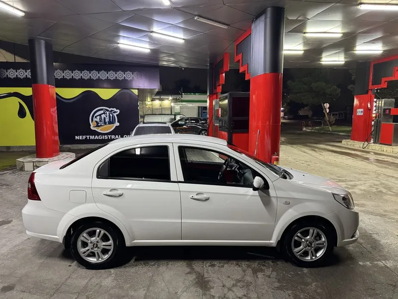 Nexia 3 Avtomat Elegant + 2022 yil 75.000 km probeg — фото 2