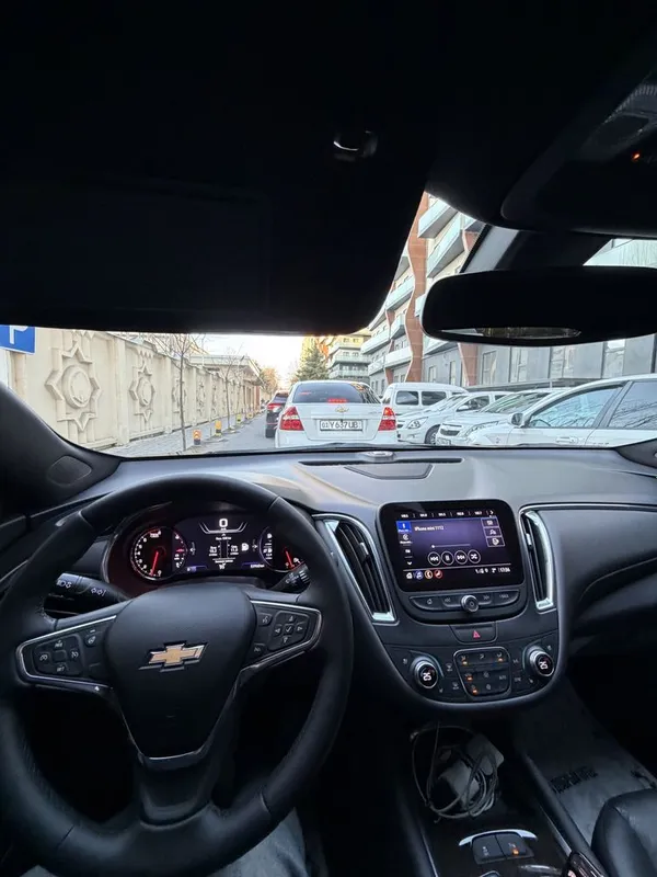 Malibu 2 Premier 2022 года, чёрный 3 Malibu 2 Premier 2022 года, чёрный 3