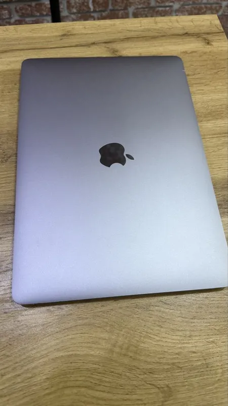 Продам MacBook Pro core i5 8/256 sotiladi — фото 7