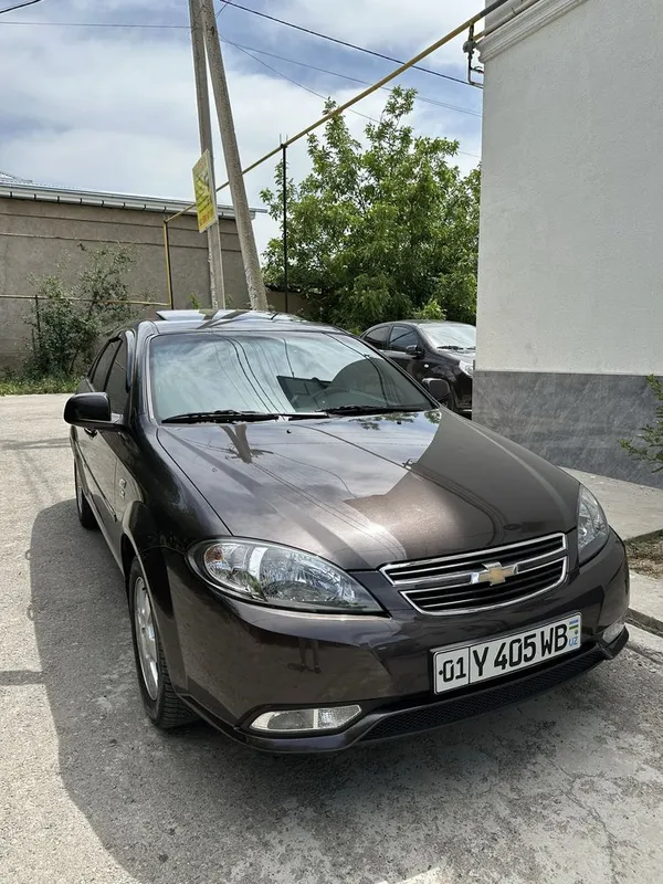 Jentra 2022 yil 22.000 km yurgan tozza