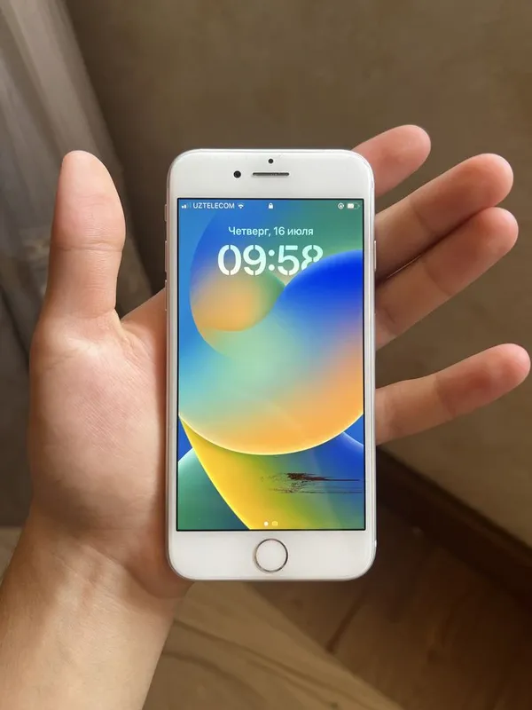 Iphone 8 белый,oq 6