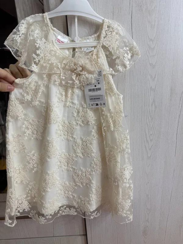 Платье на девочку ZARA
