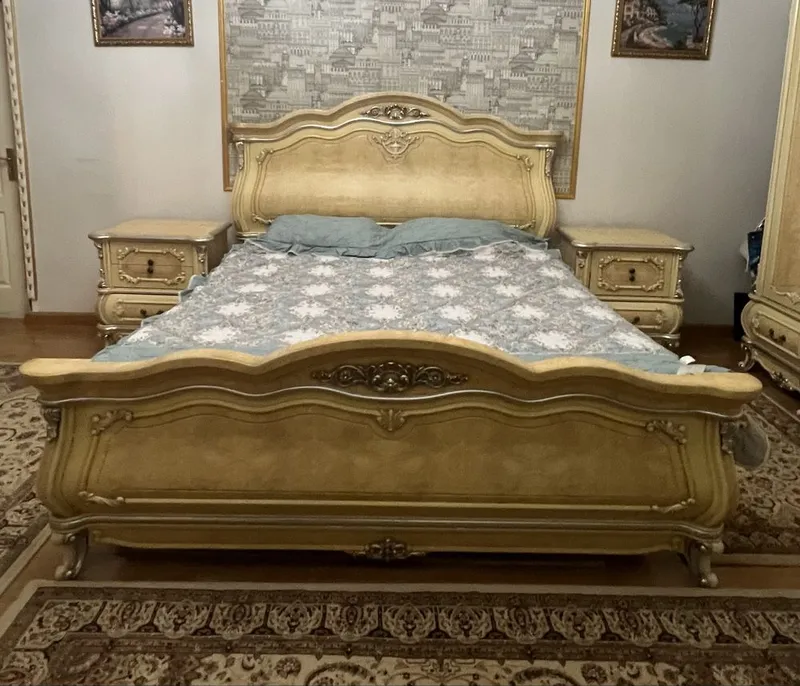 Спальная гарнитура(ЦЕНА ДОГОВОРНАЯ)