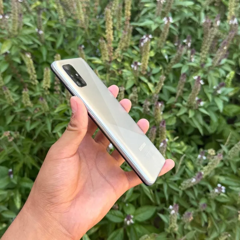 Samsung Galaxy A51 в идеальном состоянии 2 Samsung Galaxy A51 в идеальном состоянии 2