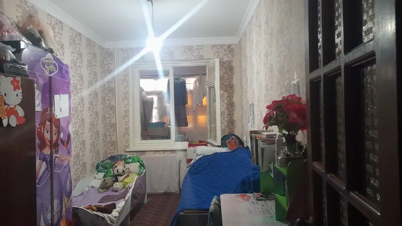 Viloyati hokimyatni oldida uy sotiladi 2 xonali 2 etaj — фото 1