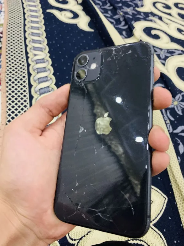 Iphone 11 satiladi — фото 2