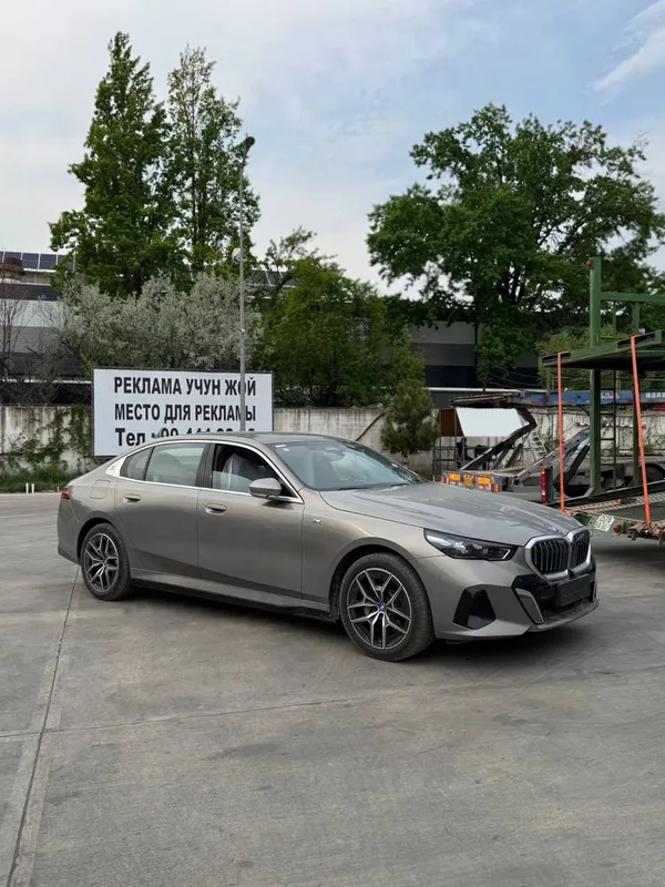 BMW i5 35L M-Sport 2025 yil — фото 2