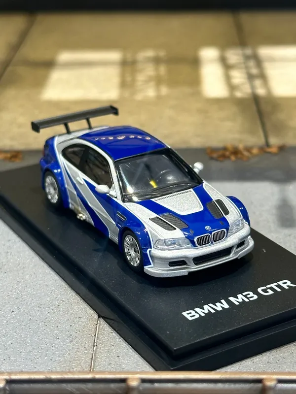 1:64 masshtabdagi BMW M3 GTR Need For Speed o‘yinchoq mashinasi 2 1:64 masshtabdagi BMW M3 GTR Need For Speed o‘yinchoq mashinasi 2