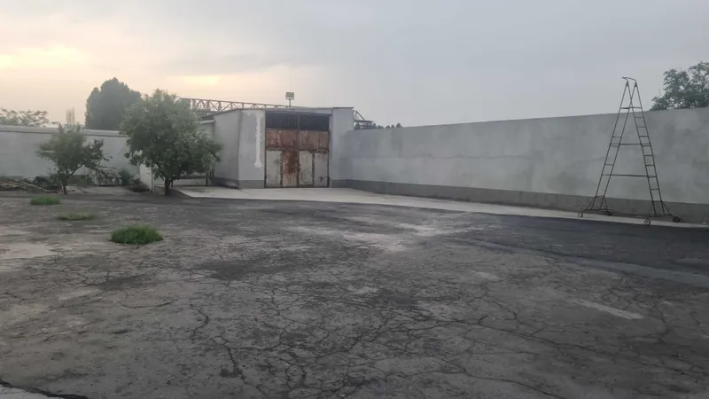 Омбор - склад ижарага - арендага берилади. 4 Омбор - склад ижарага - арендага берилади. 4